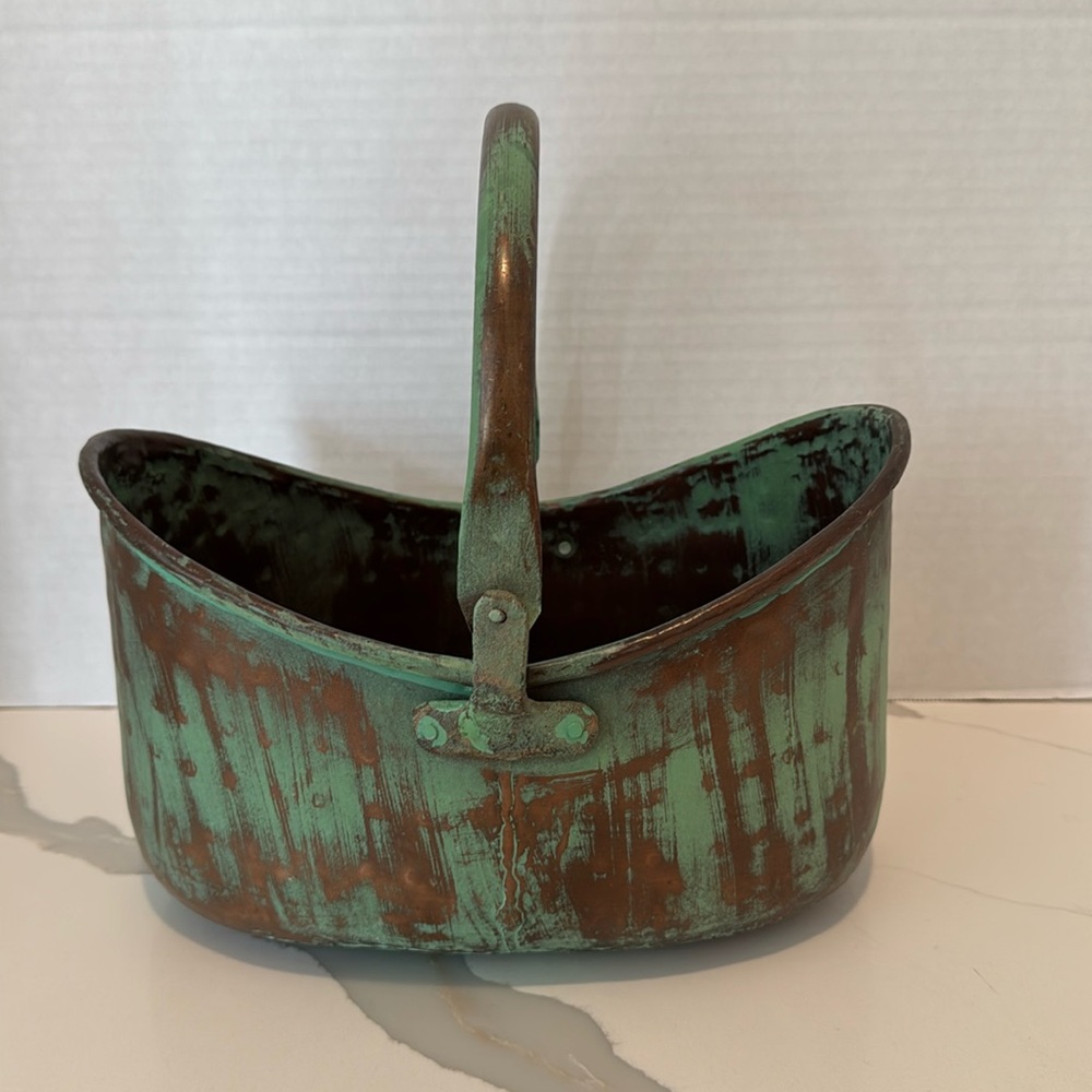 Tulip Style Bucket Copper Metal Planter